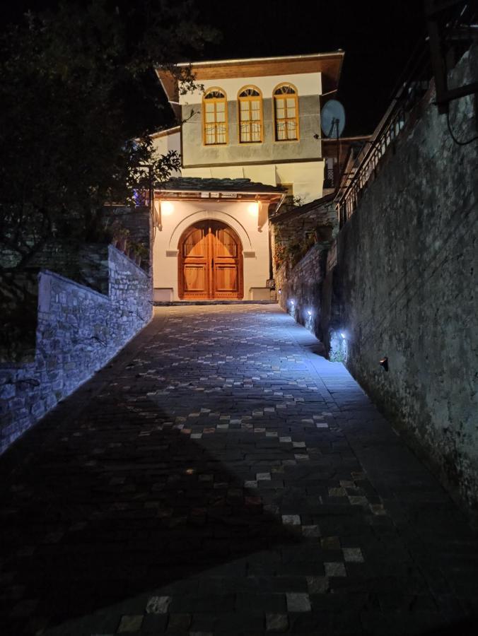 Boutique Hotel Praga Gjirokastër Exterior foto