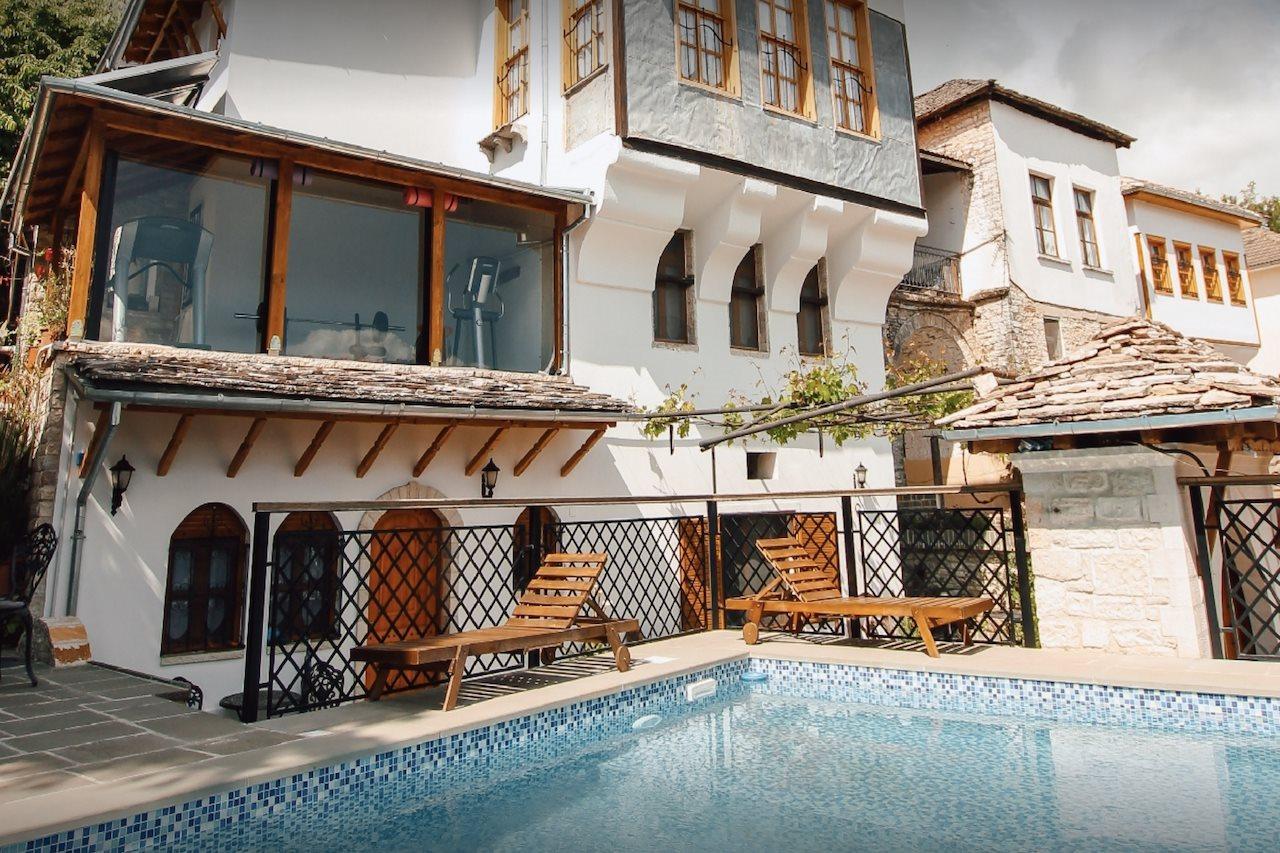 Boutique Hotel Praga Gjirokastër Exterior foto