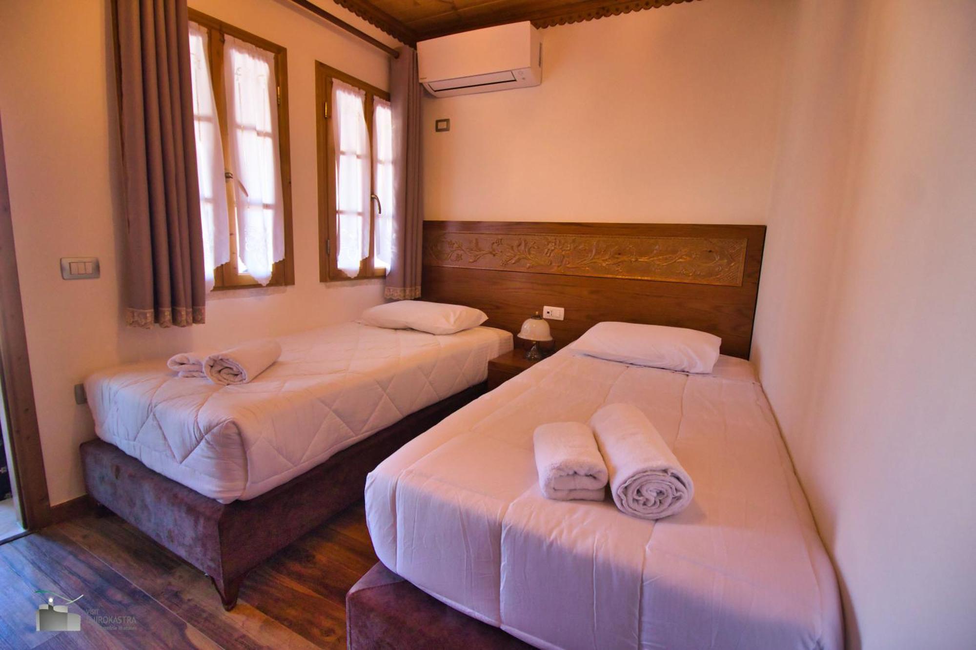 Boutique Hotel Praga Gjirokastër Cameră foto